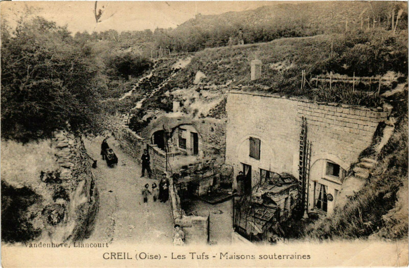 Carte postale ancienne Creil Les Tufs – Maisons souterraines France à Creil