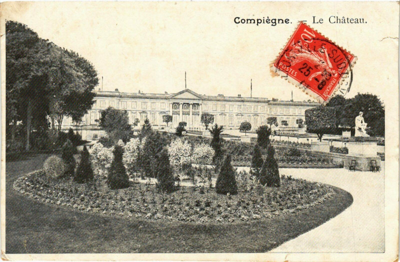 Carte postale ancienne Compiegne Le Chateau France à Compiègne