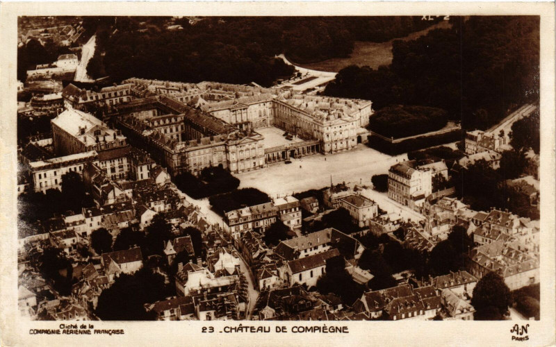 Carte postale ancienne Compiegne Chateau de Compiegne France à Compiègne