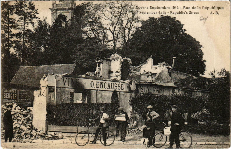 Carte postale ancienne Militaire - Senlis - Rue de la Republique à Senlis