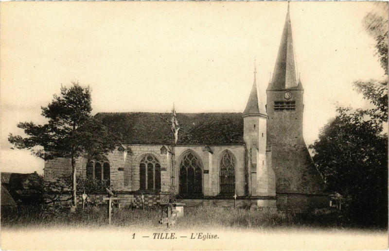 Carte postale ancienne Tille - L'Eglise à Tillé