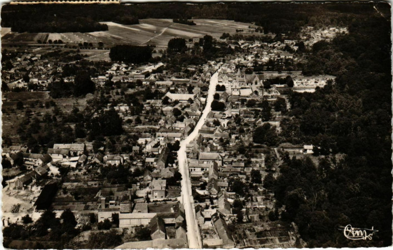 Carte postale ancienne Saint-Sauveur - Vue Aerienne à Saint-Sauveur