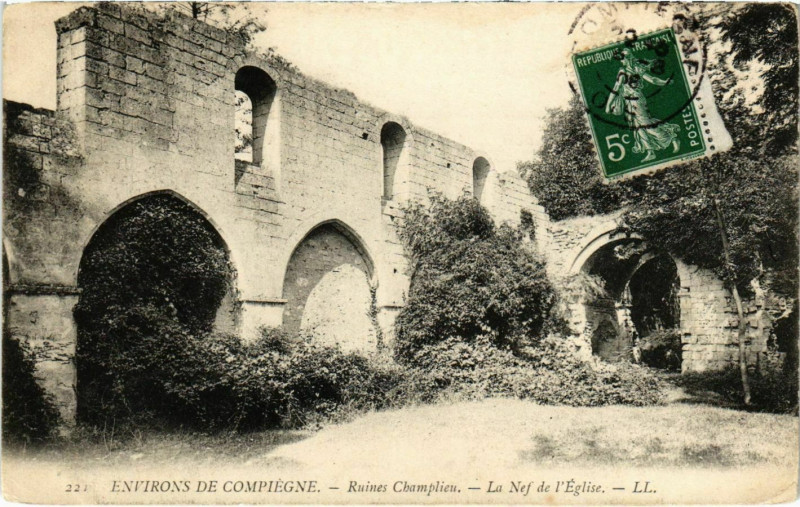 Carte postale ancienne Champlieu - Ruines de Champlieu - La Nef de l'Eglise