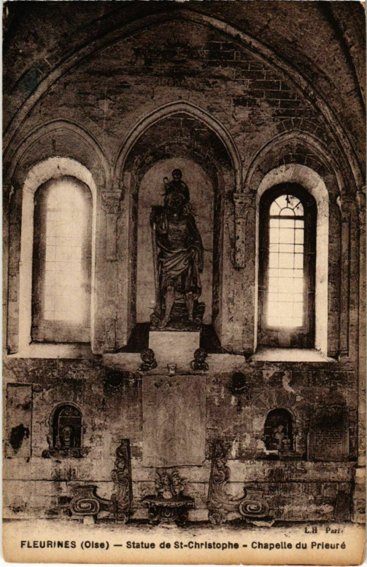 Carte postale ancienne Fleurines - Statue de Saint-Christophe - Chapelle de Prieure à Fleurines