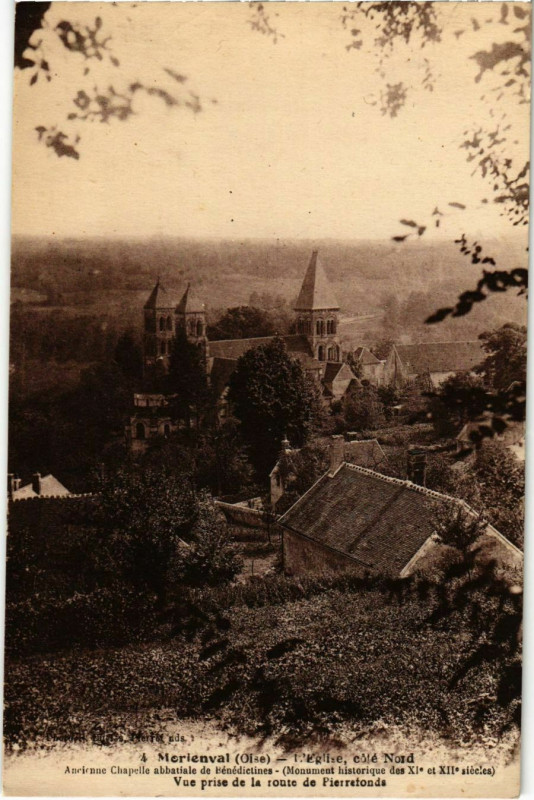 Carte postale ancienne Morienval - L'Eglise - Cote Nord à Morienval