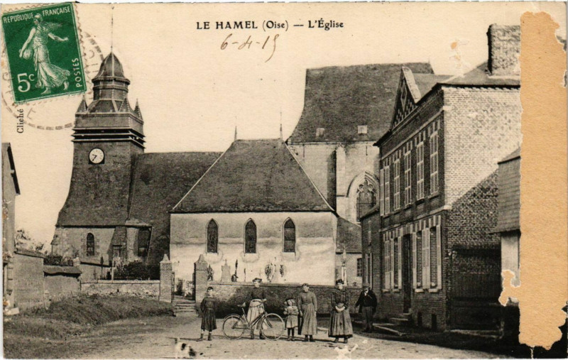 Carte postale ancienne Le Hamel - L'Eglise au Hamel
