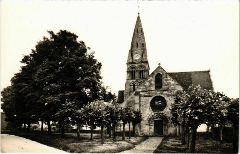 Carte postale ancienne Marolles - L'Eglise à Marolles