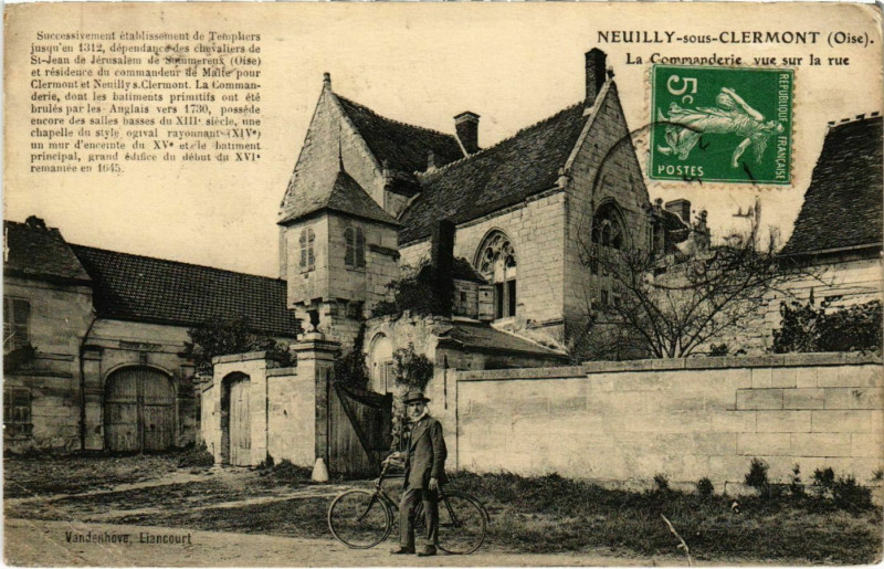 Carte postale ancienne Neuilly-sous-Clermont - La Commanderie Vue sur la Rue à Neuilly-sous-Clermont
