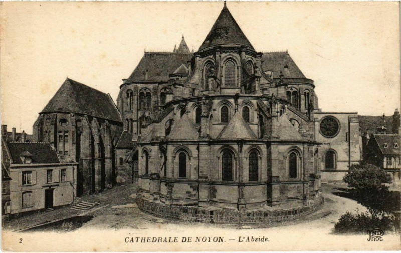 Carte postale ancienne Noyon - Cathedrale de Noyon - L'Abside à Noyon