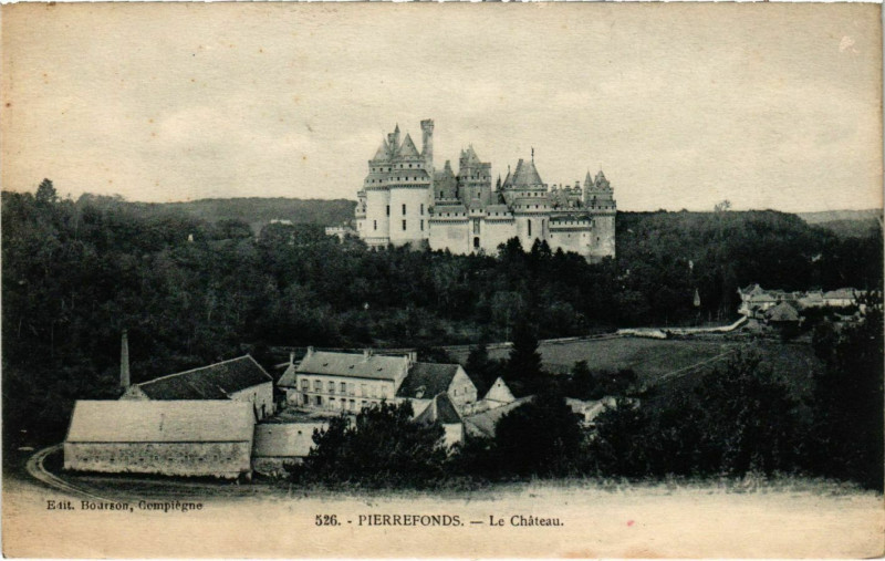 Carte postale ancienne Pierrefonds - Le Chateau à Pierrefonds
