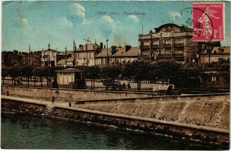 Carte postale ancienne Creil - Place Carnot à Creil