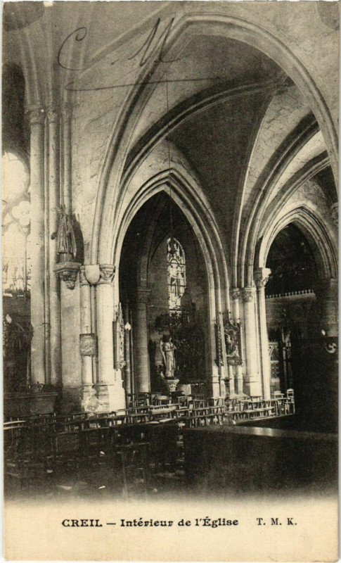 Carte postale ancienne Creil - Interieur de l'Eglise à Creil