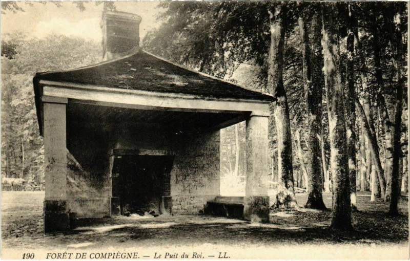 Carte postale ancienne Compiegne - Foret de Compiegne - Le Puit du Roi à Compiègne
