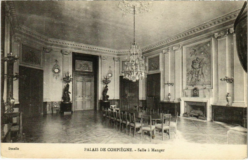 Carte postale ancienne Compiegne - Palais de Compiegne - Salle a Manger à Compiègne