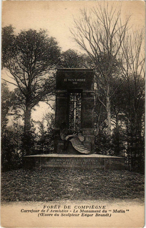 Carte postale ancienne Compiegne - Foret de Compiegne - Le Monument du Matin à Compiègne