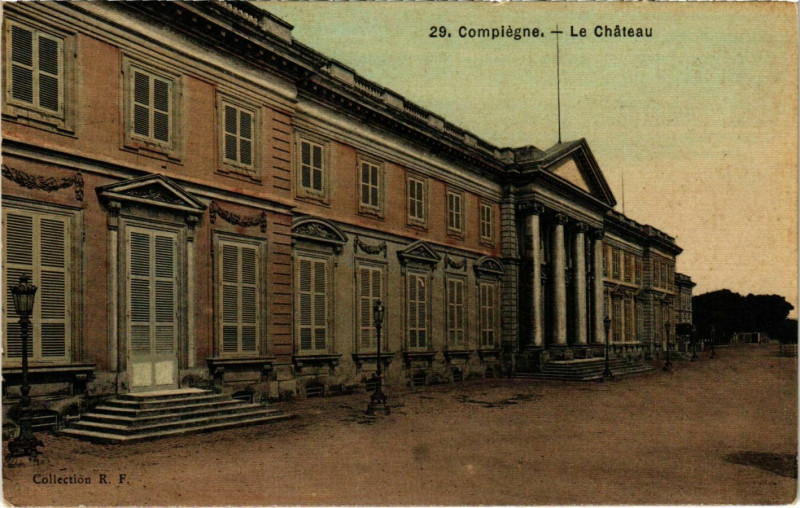 Carte postale ancienne Compiegne - Le Chateau à Compiègne