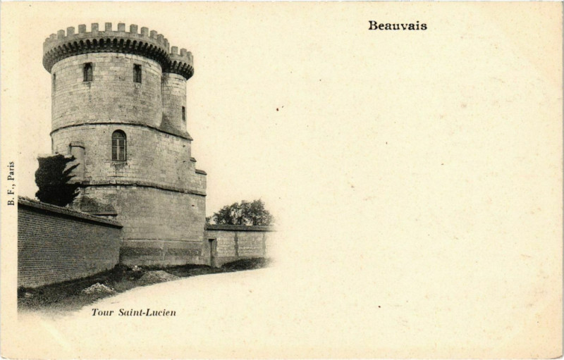 Carte postale ancienne Beauvais - Tour Saint-Lucien à Beauvais
