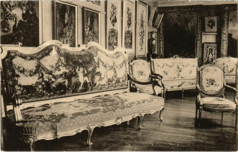 Carte postale ancienne Beauvais - Manufacture Nationale - Le Salon à Beauvais