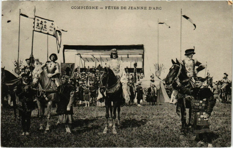 Carte postale ancienne Compiegne - Fetes de Jeanne d'Arc à Compiègne