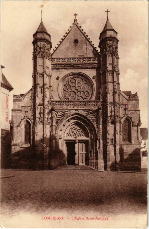 Carte postale ancienne Compiegne - L'Eglise Saint-Antoine à Compiègne