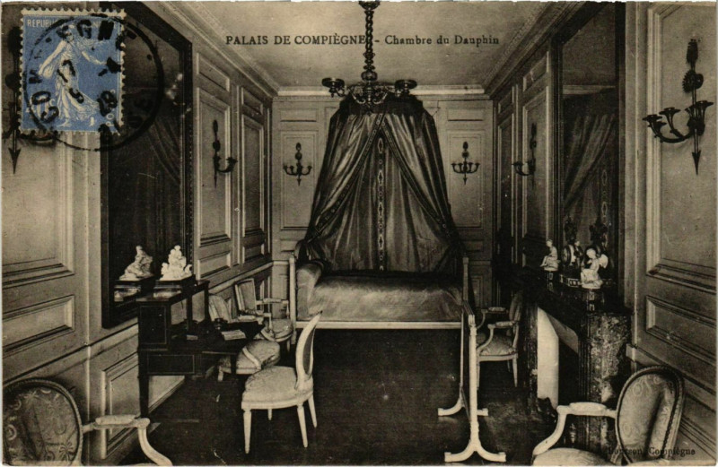 Carte postale ancienne Compiegne - Palais de Compiegne - Chambre du Dauphin à Compiègne