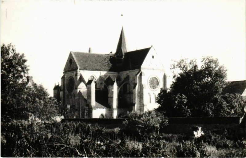 Carte postale ancienne Bury- Eglise France à Bury