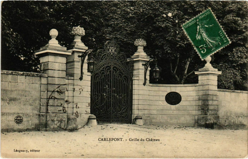 Carte postale ancienne Carlepont- Grille du Chateau France à Carlepont