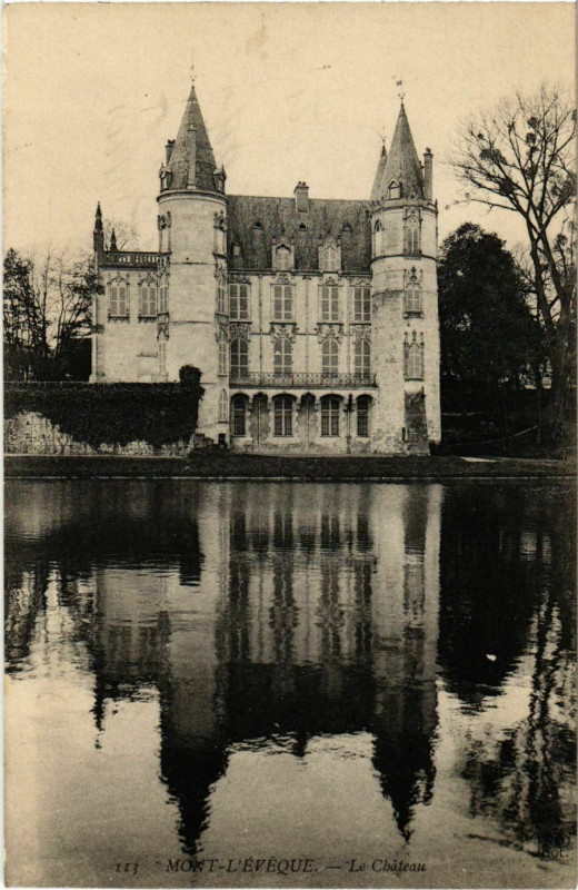 Carte postale ancienne Mont l'Eveque- Le Chateau France à Mont-l'Évêque