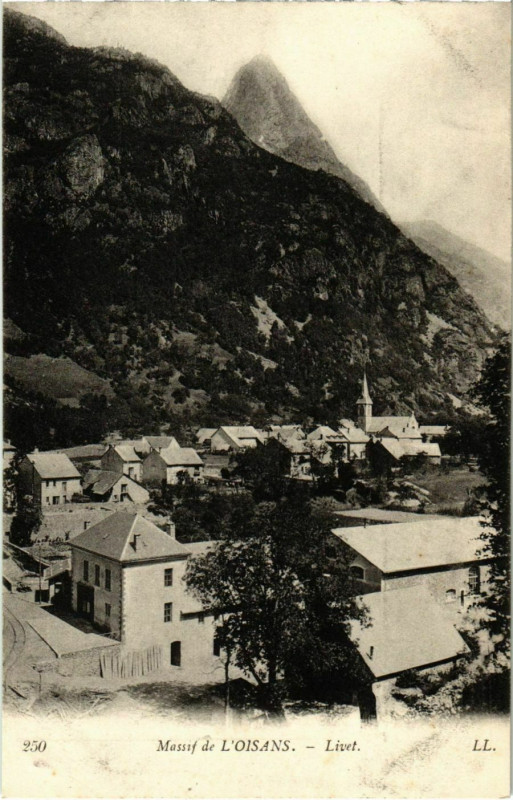 Carte postale ancienne Massif de l'Oisans- Livet France