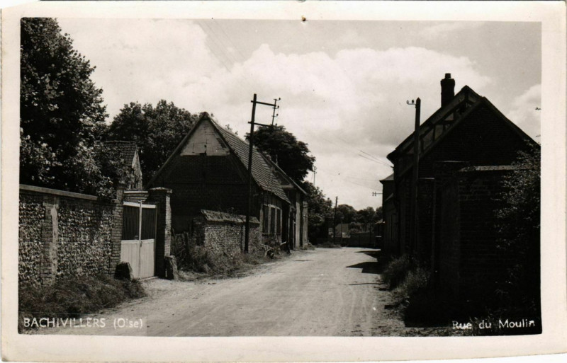 Carte postale ancienne Bachvillers- Rue du Moulin France à Ville
