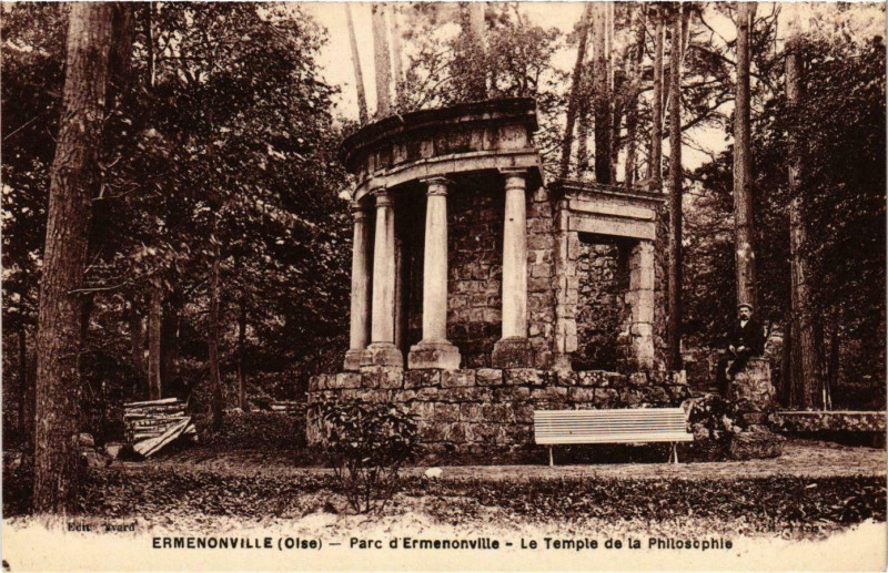 Carte postale ancienne Ermenonville- Le Temple de la Philosophie France à Ermenonville