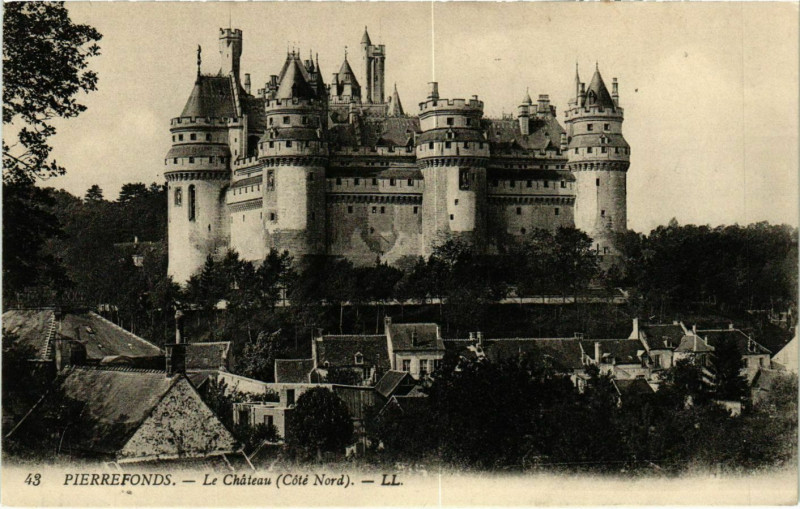 Carte postale ancienne Pierrefonds- Le Chateau France à Pierrefonds