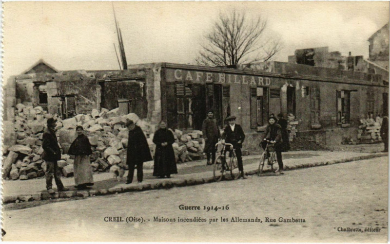 Carte postale ancienne Creil- Maisons incendiees par les Allemands France à Creil