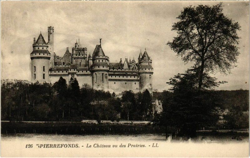 Carte postale ancienne Pierrefonds- Le Chateau France à Pierrefonds