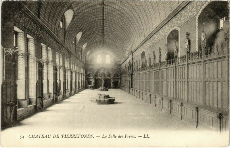 Carte postale ancienne Pierrefonds- Le Chateau France à Pierrefonds