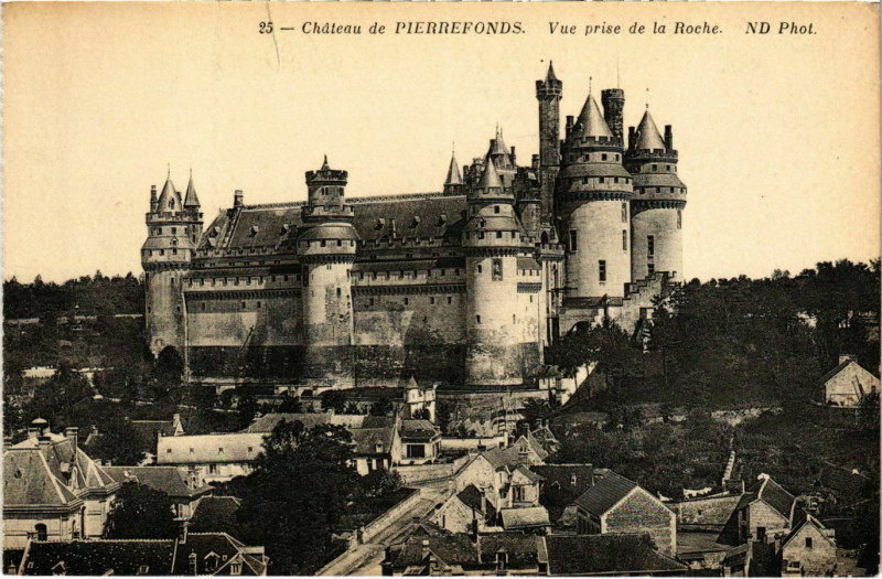Carte postale ancienne Pierrefonds- Le Chateau France à Pierrefonds