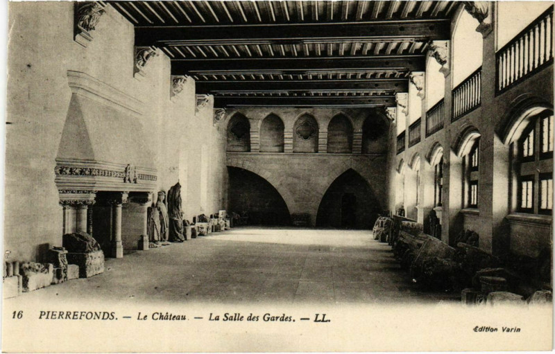 Carte postale ancienne Pierrefonds- Le Chateau France à Pierrefonds