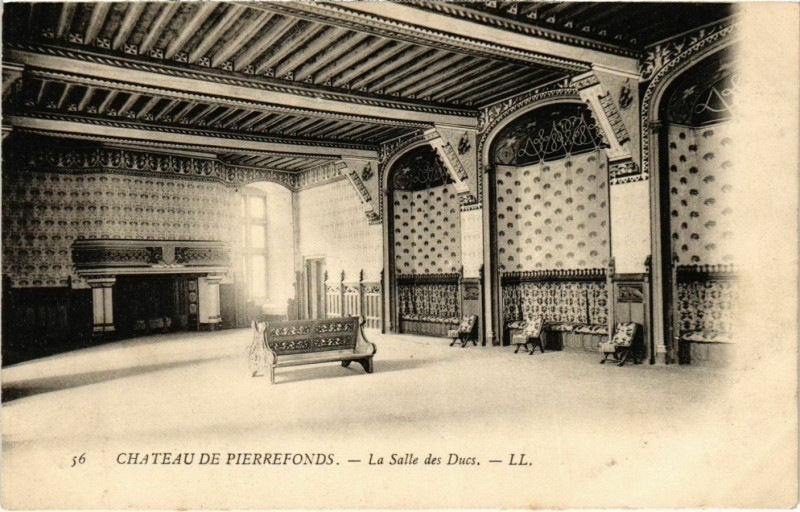 Carte postale ancienne Pierrefonds- Le Chateau, La Salle des Ducs France à Pierrefonds
