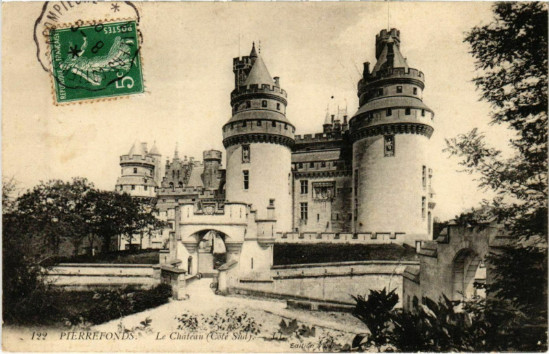 Carte postale ancienne Pierrefonds- Le Chateau France à Pierrefonds