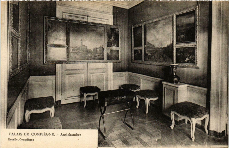 Carte postale ancienne Compiegne- Le Palais, Antichambre France à Compiègne