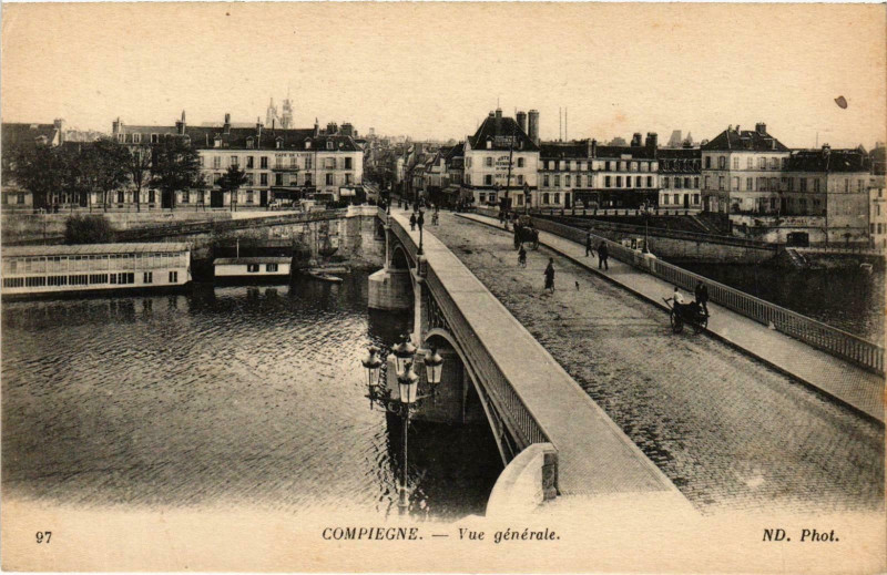 Carte postale ancienne Compiegne- vue generale France à Compiègne