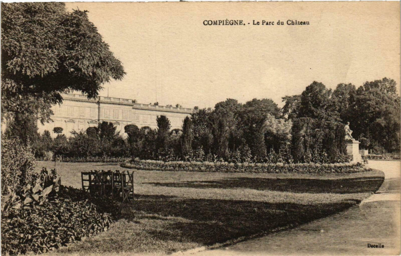 Carte postale ancienne Compiegne- Le Parc du Chateau France à Compiègne