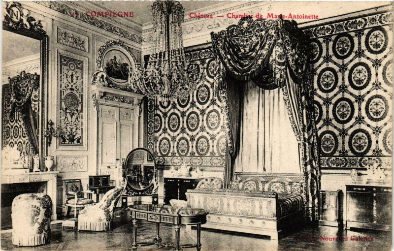 Carte postale ancienne Compiegne- Chateau, Chambre de Marie Antoinette France à Compiègne
