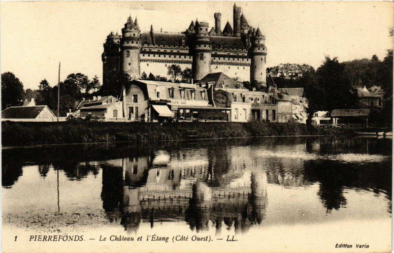 Carte postale ancienne Compiegne- Le Chateau et l'Etang France à Compiègne