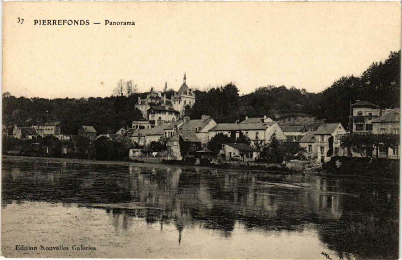 Carte postale ancienne Compiegne- Panorama France à Compiègne