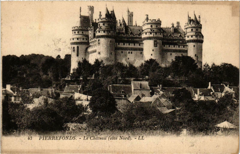 Carte postale ancienne Compiegne- Le Chateau France à Compiègne
