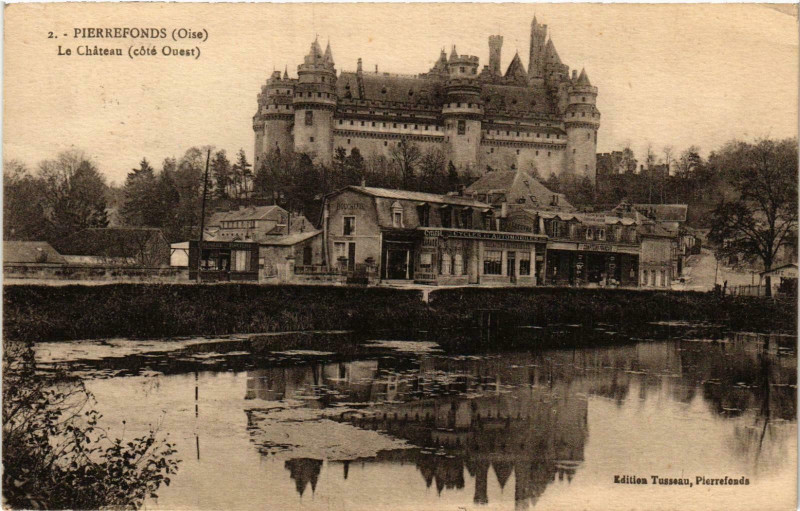 Carte postale ancienne Compiegne- Le Chateau France à Compiègne