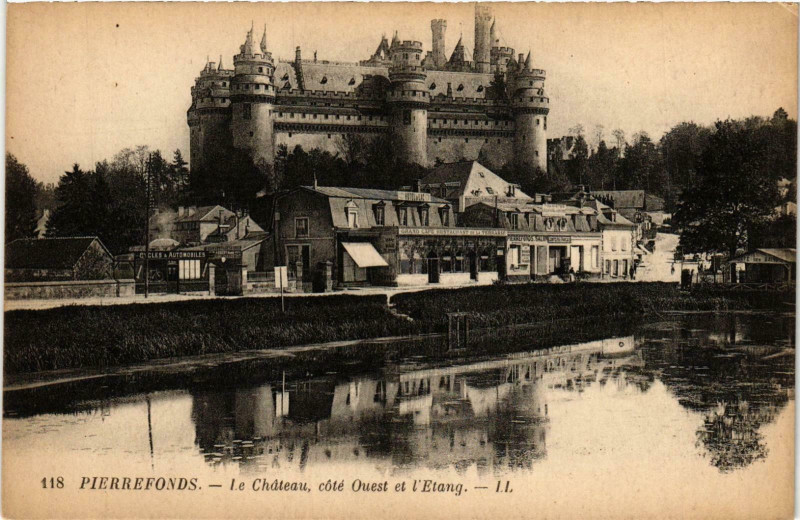 Carte postale ancienne Compiegne- Le Chateau France à Compiègne