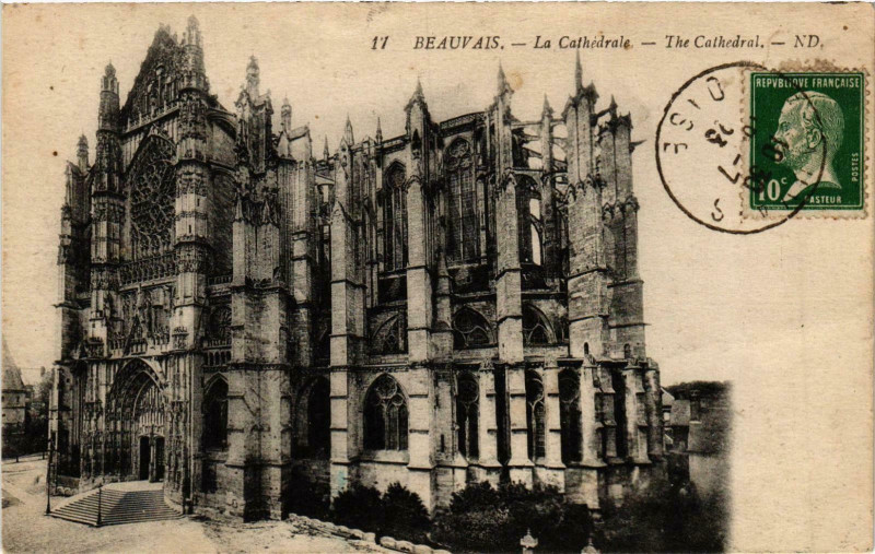 Carte postale ancienne Beauvais- Cathedrale France à Beauvais