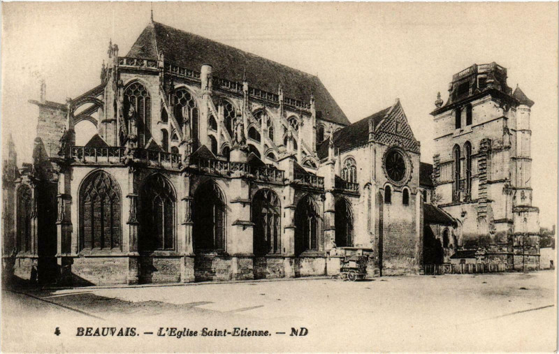 Carte postale ancienne Beauvais- Eglise Saint Etienne France à Beauvais